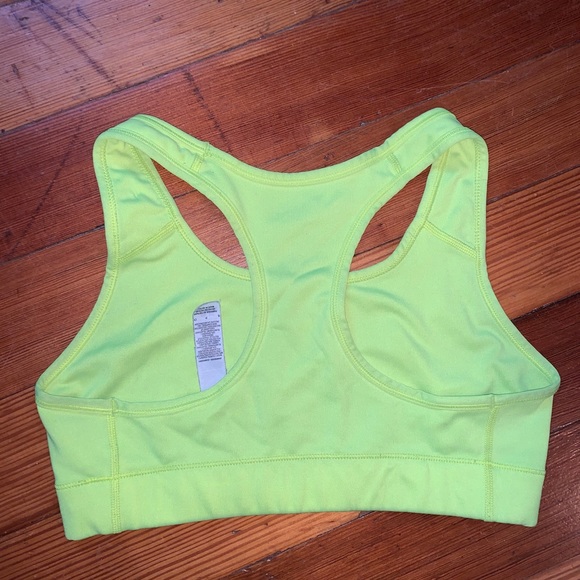 Nike sports bra - Picture 2 of 3